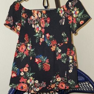 MONTEAU SZ XL  Floral Off-Shoulder Top